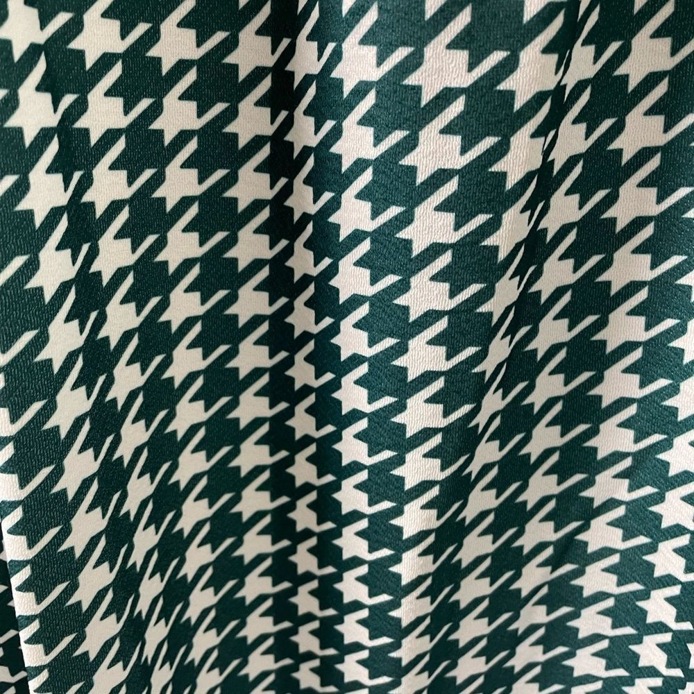 Plus Size Green Houndstooth Wrap Midi Dress - Picture 3 of 11